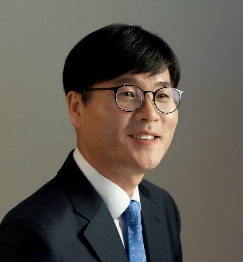 변광용
